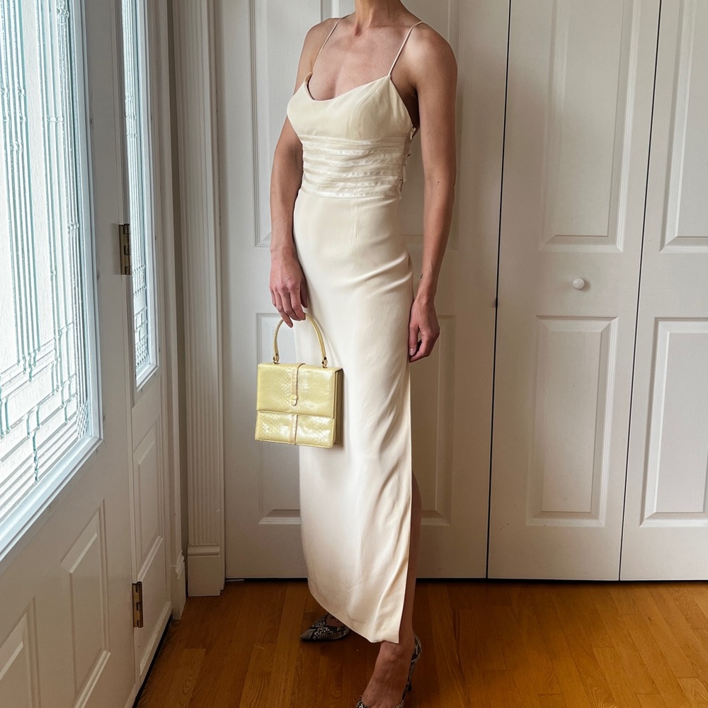 Y2K Elegant Cream Evening Gown - Picture 5 of 10
